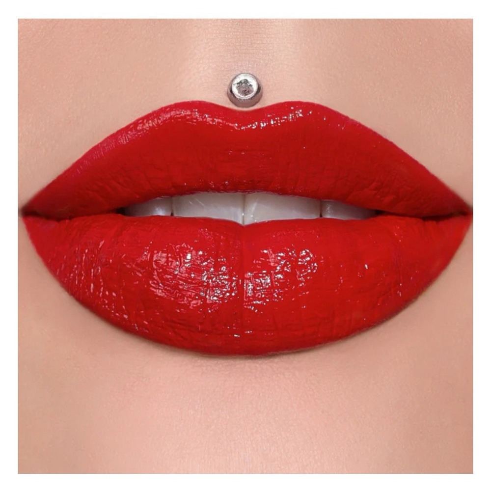 Jeffree Star Supreme Gloss Red Affair Full Pigment Shine Vanilla Cupcake Scent